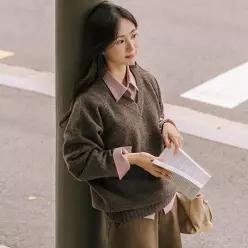 초이스 브이넥 루즈핏 울니트