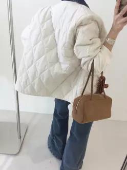 클래식 노카라 브이넥 다이아 누빔퀄팅 경량 루즈핏 패딩 (3color)