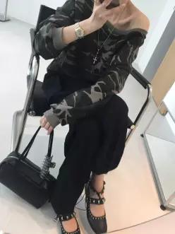 카모힙 유넥 오프숄더 루즈핏 밀리터리 맨투맨티 밴딩 카고 와이드 조거팬츠 투피스세트 (2color)
