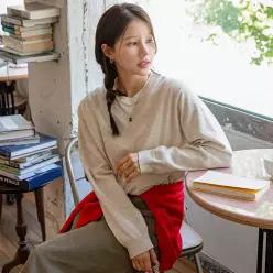[캔마트] [어스유] 웨어 자수 울 브이넥 니트