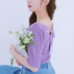 [로엠] 스퀘어넥 백리본 스웨터 (RMKAE26R20-O)