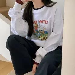 [코코블랑] 메이트 프린팅 루즈핏 맨투맨