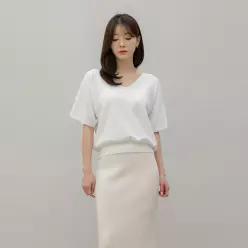 쿠르브이넥니트