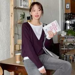 [핑크시슬리] 시라즈 버튼 딥브이넥 레글런 루즈 니트