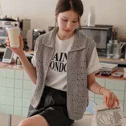 [캔마트] 펀칭 카라 니트 조끼 집업