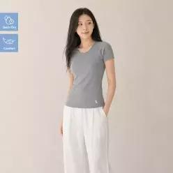 베리웨어 세컨 스킨 티셔츠(S사이즈)