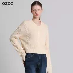 [오조크(OZOC)] 쓰리꽈배기 니트 (택가격: 80000원)