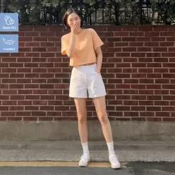 베리웨어 팔레트 크롭 반팔 티셔츠