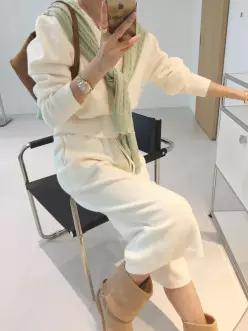 슬로우 브이넥 루즈핏 니트 밴딩 포켓 7부 버뮤다 와이드팬츠 가을 투피스세트 (4color)