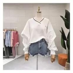 에잇컨셉대백 C25C7FTS063_니트 배색 브이넥맨투맨 483620