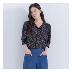 지센 25FW 여성 도트 변형 이중 와이드 카라 블라우스 WSO806BK 1441867