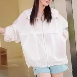 다잇템 포인트 데일리 여자 여행 캠핑 아웃도어 후드 경량 바람막이 포인트_26920147_588872 3773481