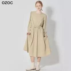 오조크 OZOC 스티치 디테일 퍼프 스트링 원피스 택가격: 109000원 1414062