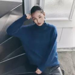 르네크루 브러쉬드 화이트캐시미어100% 풀오버 [런칭 가격 349,000원]
