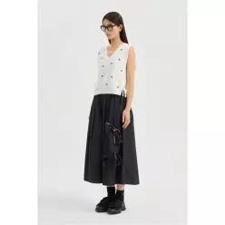 국내 정품 [럭키슈에뜨] Emblem Embroidery Knit Vest (ivory) LFWAM26400IVX