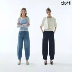 26SS 여성 시그니처 볼륨 데님 팬츠 2종(D6BDW)