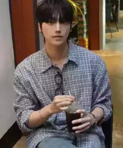 드로우핏해밀턴 미니멀 체크 셔츠 BLUE
