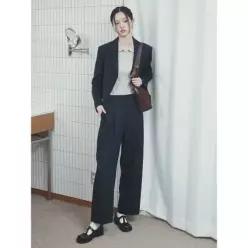 에잇세컨즈 8SECONDS 핀스트라이프 와이드 슬랙스 네이비