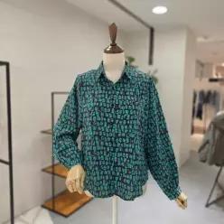 [대구백화점] [멜로디가든]패턴 단추 블라우스(M26F9B115)