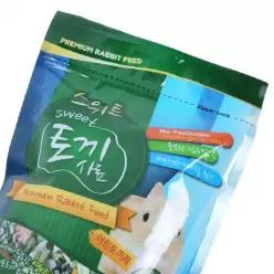 토끼사료 토끼먹이 기니피그사료 기니피그먹이 기니피그용품 기니피그키우기