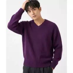 [10월 6일 배송] KNITTED 쉐기독 울 100% 브이넥 니트 PURPLE