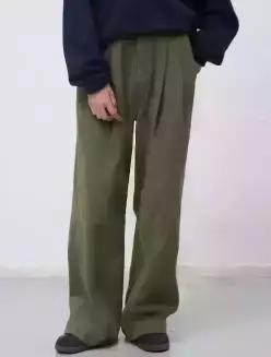 제네럴아이디어 generalideastandard 루즈핏 투턱 코튼 팬츠 KHAKI WBE4L11516