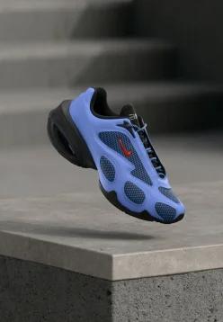 Nike 나이키 스포츠웨어 에어 맥스 뮤즈 2 - 운동화 로얄 펄스/라이트 크림슨/블랙/메탈릭 다크 그레이 765