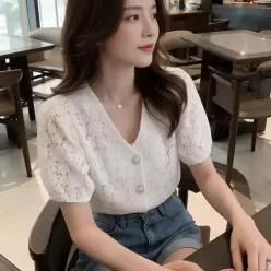 [하프클럽/]브이넥 시스루 블라우스 자수 상의 여름 하객룩 오피스룩 출근