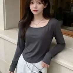 [하프클럽/]여성 스퀘어넥 슬림 티셔츠 언발 밑단 긴팔 상의 봄 가을 데일리