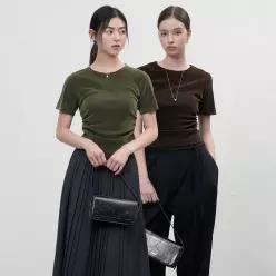 제너럴아이디어 벨벳 셔링 반팔 티셔츠 3COL / WBE3L01504 666983