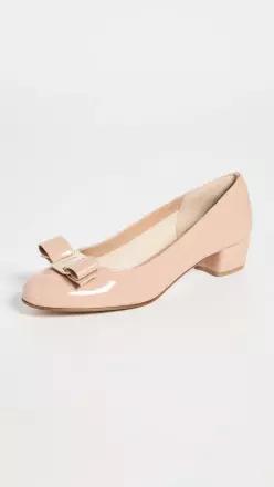FERRAGAMO 페라가모 바라 로우 힐 펌프스 7872407