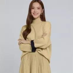 레코브 배색 폴라 니트 LC61D2KN505S