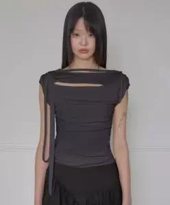 플레어업 FLAREUP Asymmetrical Draped Strap Roll-Up T-Shirt FL-170 Charcoal