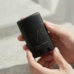 엠도씨 선샤인 유브이 솔루션 선스틱 SPF50+ PA++++ 자외선차단제