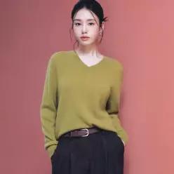 셀렙샵에디션 26FW 퓨어 캐시미어 100 브이넥 니트