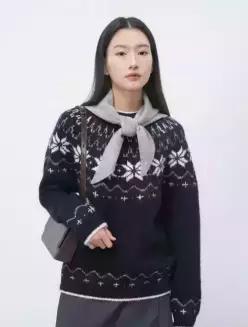 제네럴아이디어 generalideastandard UNI 울 스노우 노르딕 풀오버 NAVY SBD4U05022