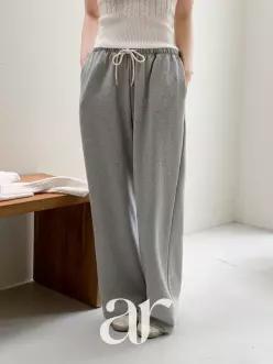 (국내제작)(편안한착용감/데일리베이직) 메이브 캐주얼 와이드핏 밴딩 가을팬츠 ps5460