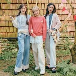 백화점 써스데이아일랜드 KiiiKiii 레이스 배색 세미 와이드 데님 팬츠T262MJE139W