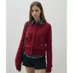 레더리 LEATHERY 심볼 베이직 라운드넥 가디건 BURGUNDY