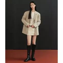 무신사 스탠다드 우먼즈 로 라이즈 데님 미니 스코츠 크림