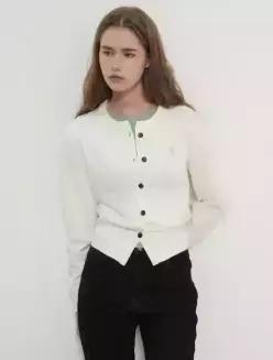제너럴아이디어 generalideastandard 에센셜 크루넥 가디건 WHITE WBD3L04501