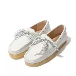CLARKS 26 Godney Boat White Grain Lea 26186475 고드니 보트 로퍼 4178257
