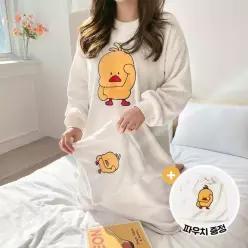여성 빅 옐로우덕 밍크 극세사 수면 원피스 파자마 홈웨어