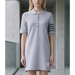 THOM BROWNE 26 텍스처드 피케 4-바 폴로 드레스 FJD134A J0248 050 4216561