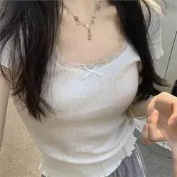 [라일리여성의류] Rly 티셔츠 스퀘어넥 나들이 상의 데이트 슬림핏 프릴
