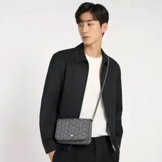 고야드 온쇼페백화점발송 플뤼메 클러치 지갑 PLUMETPMLTY07CL51P 남성 숄더겸크로스백