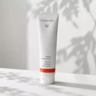 닥터하우쉬카 DRHAUSCHKA 아몬드 수딩 바디크림