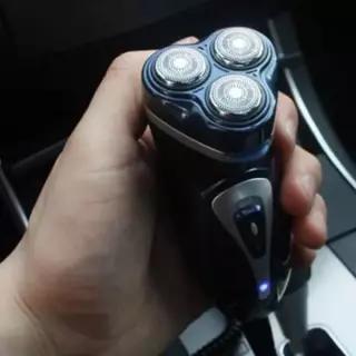 텐바이텐 전동면도기 전기면도기 충전 휴대용 무선 수염 충전식 남성용 478463