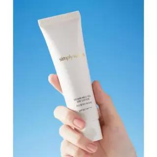 매장정품 SIMPLYWORKS 비건 밀크티 데이로션 SPF50 50ml