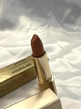 Hourglass 언락드 소프트 매트 립스틱 0 14 oz 신제품 MAGNOLIA 342 1645515